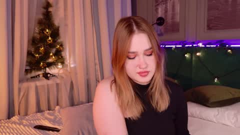 Lori online show from December 15, 2024, 7:42 pm