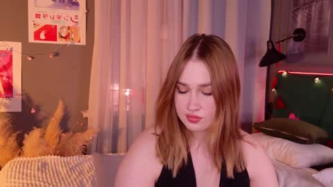 Lori online show from February 6, 2025, 8:45 pm