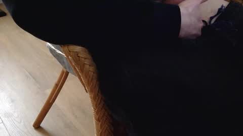 lostinspaxe online show from November 23, 2025, 9:09 am