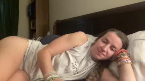 lothlori online show from November 17, 2025, 2:45 pm