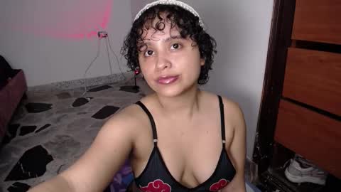 lou_cuteee online show from October 31, 2025, 2:12 am