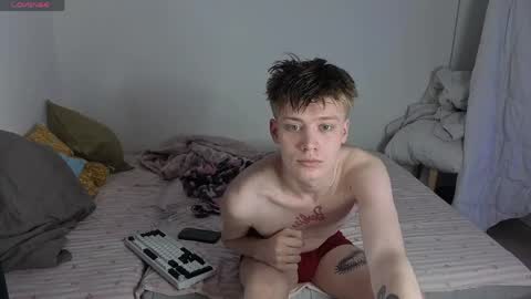 Snapshot of louie_evans chatting on April 26, 2026, 11:52 am louie_evans online show from April 26, 2026, 11:52 am