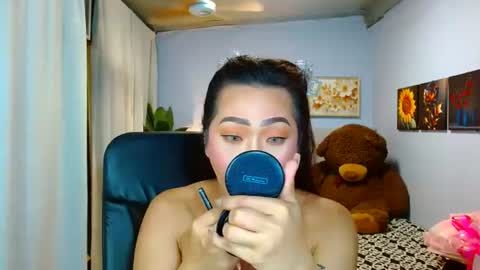 Snapshot of louie_sexy chatting on June 27, 2026, 12:22 pm Cathy online show from June 27, 2026, 12:22 pm
