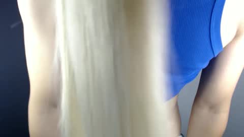 Snapshot of louilalicious chatting on March 6, 2025, 11:42 pm louilalicious online show from March 6, 2025, 11:42 pm