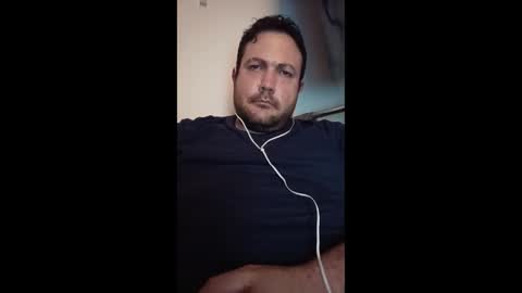 louinv online show from November 18, 2025, 1:48 pm