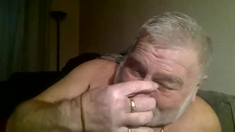 Snapshot of louis_chokdee chatting on February 13, 2025, 5:11 pm louis_chokdee online show from February 13, 2025, 5:11 pm