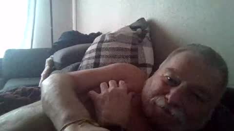 Snapshot of louis_chokdee chatting on February 27, 2025, 4:32 pm louis_chokdee online show from February 27, 2025, 4:32 pm