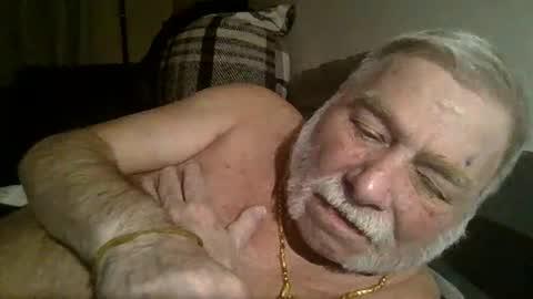 Snapshot of louis_chokdee chatting on March 12, 2025, 8:20 pm louis_chokdee online show from March 12, 2025, 8:20 pm