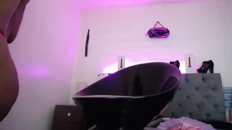  LouIse  online show from December 19, 2024, 1:29 pm
