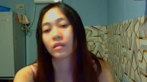 lourdesa24 online show from May 10, 2026, 1:05 pm