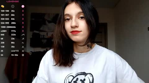 EVA online show from November 24, 2025, 7:19 am