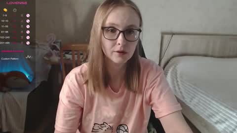 Snapshot of love_agatha chatting on September 13, 2025, 5:18 am Agatha online show from September 13, 2025, 5:18 am