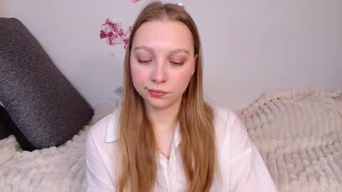 love bella  online show from February 21, 2026, 12:22 am