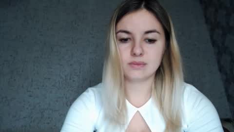 Megane online show from March 19, 2026, 1:48 pm