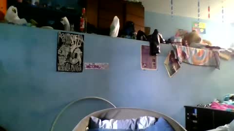 love_electra online show from February 12, 2025, 4:44 pm