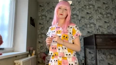 Snapshot of love_you_kim chatting on April 4, 2026, 1:08 pm Kim online show from April 4, 2026, 1:08 pm