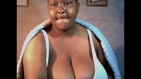 lovebesty online show from June 11, 2026, 5:38 am