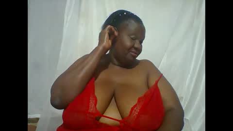 Snapshot of lovebigmelon chatting on October 4, 2025, 10:30 pm Lynn online show from October 4, 2025, 10:30 pm