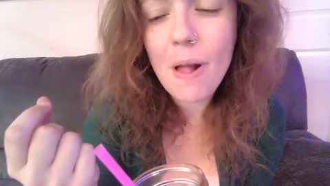 Snapshot of loveconnie chatting on September 17, 2025, 3:19 am Connie Rae online show from September 17, 2025, 3:19 am