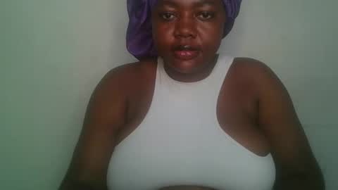 mila online show from February 5, 2026, 9:30 pm