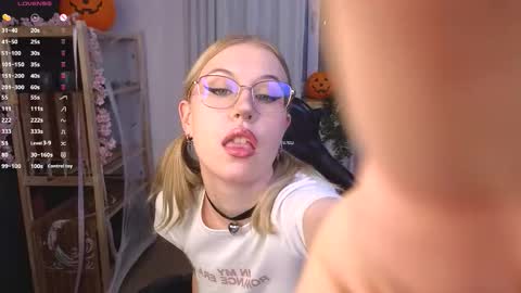 God like girl Ann online show from November 1, 2025, 5:59 pm