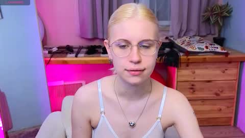 God like girl Ann online show from November 15, 2025, 5:31 pm