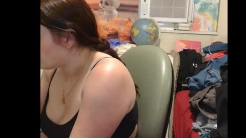 Ashley and Leon online show from March 12, 2026, 7:03 am