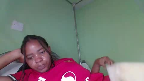 lovegal335 online show from March 3, 2026, 9:04 am