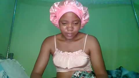 lovegal335 online show from April 2, 2026, 10:18 pm