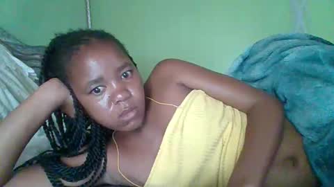 lovegal335 online show from April 15, 2026, 8:10 am