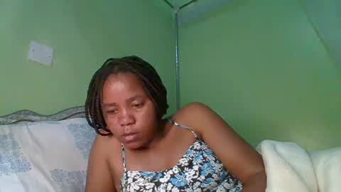 Snapshot of lovegal335 chatting on June 25, 2026, 8:02 pm lovegal335 online show from June 25, 2026, 8:02 pm