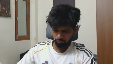 Snapshot of lovehairyindian chatting on November 29, 2025, 4:10 pm Indian hairy online show from November 29, 2025, 4:10 pm