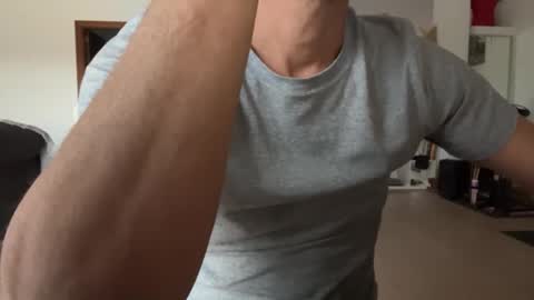 Loveisperfect online show from October 11, 2025, 8:02 am