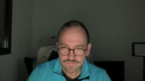 Snapshot of lovelick007 chatting on December 25, 2024, 3:06 pm lovelick007 online show from December 25, 2024, 3:06 pm