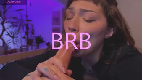 Elsa online show from December 18, 2025, 5:24 am