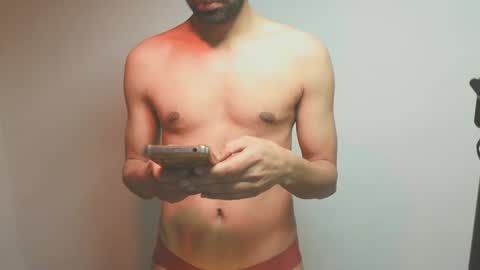 Snapshot of lovely__person chatting on January 19, 2025, 10:17 pm Lovely Person online show from January 19, 2025, 10:17 pm