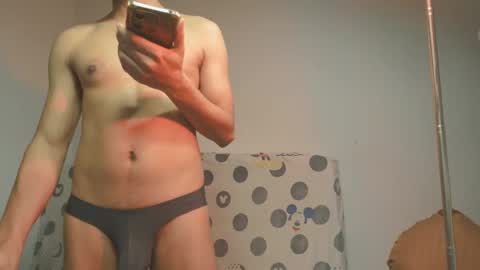 Snapshot of lovely__person chatting on March 10, 2025, 11:38 pm Lovely Person online show from March 10, 2025, 11:38 pm