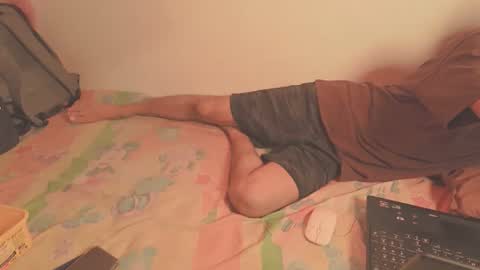 Snapshot of lovely__person chatting on December 22, 2025, 8:28 pm Lovely Person online show from December 22, 2025, 8:28 pm