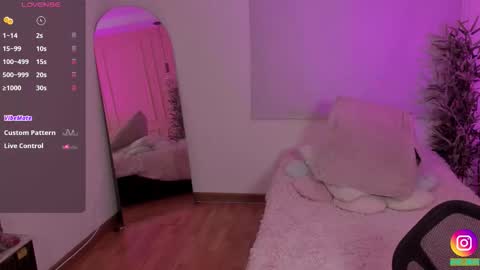 Snapshot of lovely_emma18 chatting on February 28, 2026, 1:12 pm Emma online show from February 28, 2026, 1:12 pm