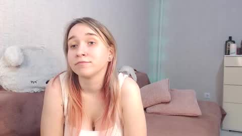 Lovely Hayley online show from November 7, 2025, 9:26 pm