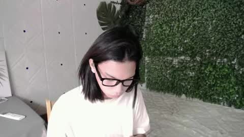 Snapshot of lovely_kimmyxx chatting on June 19, 2026, 4:33 pm kimmy online show from June 19, 2026, 4:33 pm