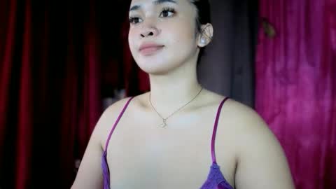 Snapshot of lovely_kurtny04 chatting on May 13, 2026, 6:11 am LOVE online show from May 13, 2026, 6:11 am