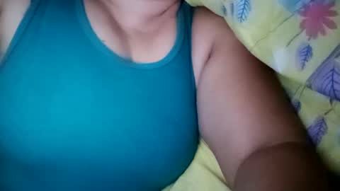 Snapshot of lovely_orchid chatting on January 12, 2025, 12:07 am lovely_orchid online show from January 12, 2025, 12:07 am