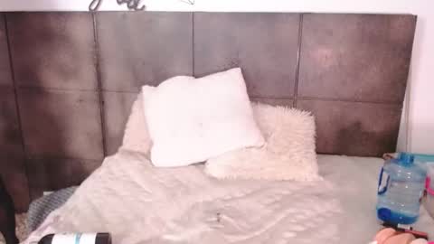 Hi guys online show from October 28, 2025, 3:47 pm