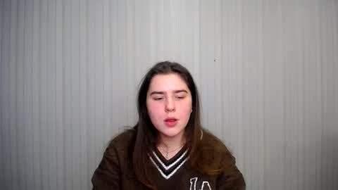 lovelyangel_xx online show from December 13, 2024, 1:55 pm