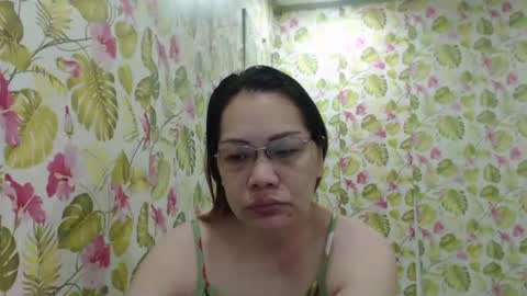 lovelyasiancutie online show from November 9, 2025, 8:40 pm