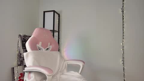 Snapshot of lovelycaroll chatting on February 6, 2025, 9:22 am lovelycaroll online show from February 6, 2025, 9:22 am