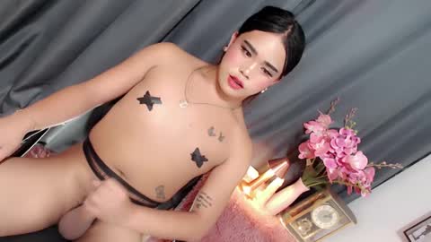 Snapshot of lovelydollsandra chatting on February 19, 2025, 2:12 am lovelydollsandra online show from February 19, 2025, 2:12 am