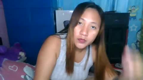 LocwlyLSYlYNXXX online show from February 9, 2025, 5:50 am
