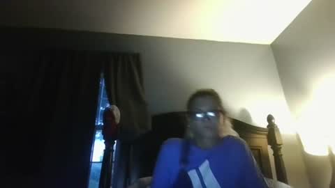 Snapshot of lovelyluna415 chatting on June 28, 2026, 12:49 am lovelyluna415 online show from June 28, 2026, 12:49 am